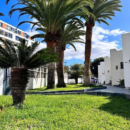 Virginia * Πλάγια ντε λας Αμέρικας