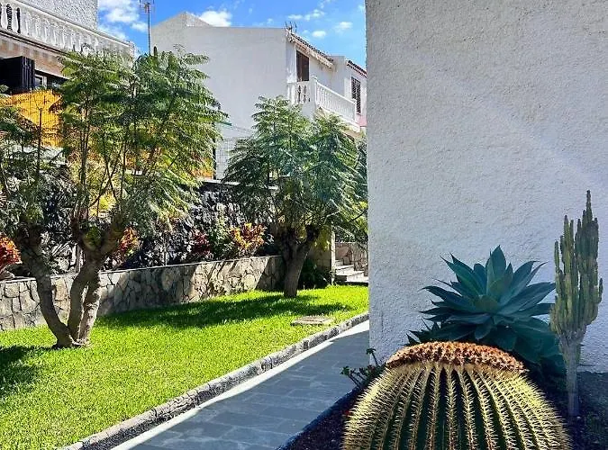 Virginia Playa de las Américas