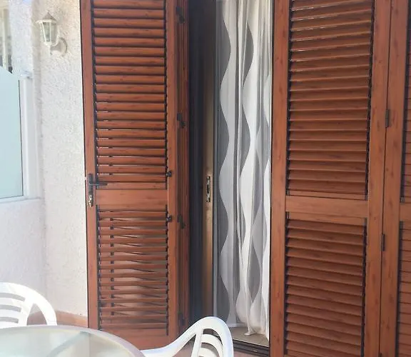 Virginia Playa de las Américas