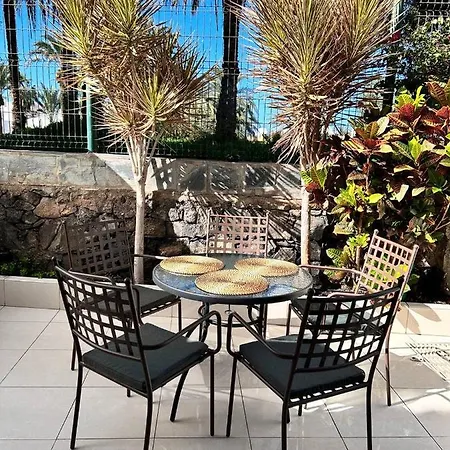 Virginia Playa de las Américas