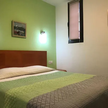 Virginia Playa de las Americas (Tenerife)